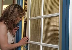 کلاسیک کلاسیک لاغر خانم ورزش ها مربی مقعد کلیپهای سکس یوگا است